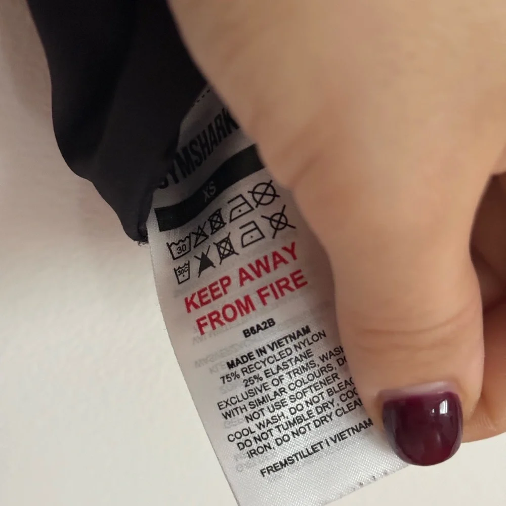 NEW Black Gymshark Twist Bra - Picture 5 of 7